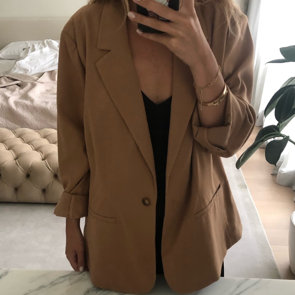 Brown/tan blazer